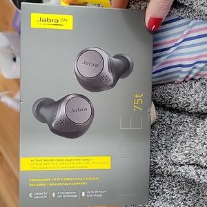 Jabra Elite 75t ear buds